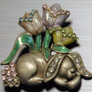 Vintage Alfred Sung silver sleeping Easter Bunny & tulips pin-sparkling crystals